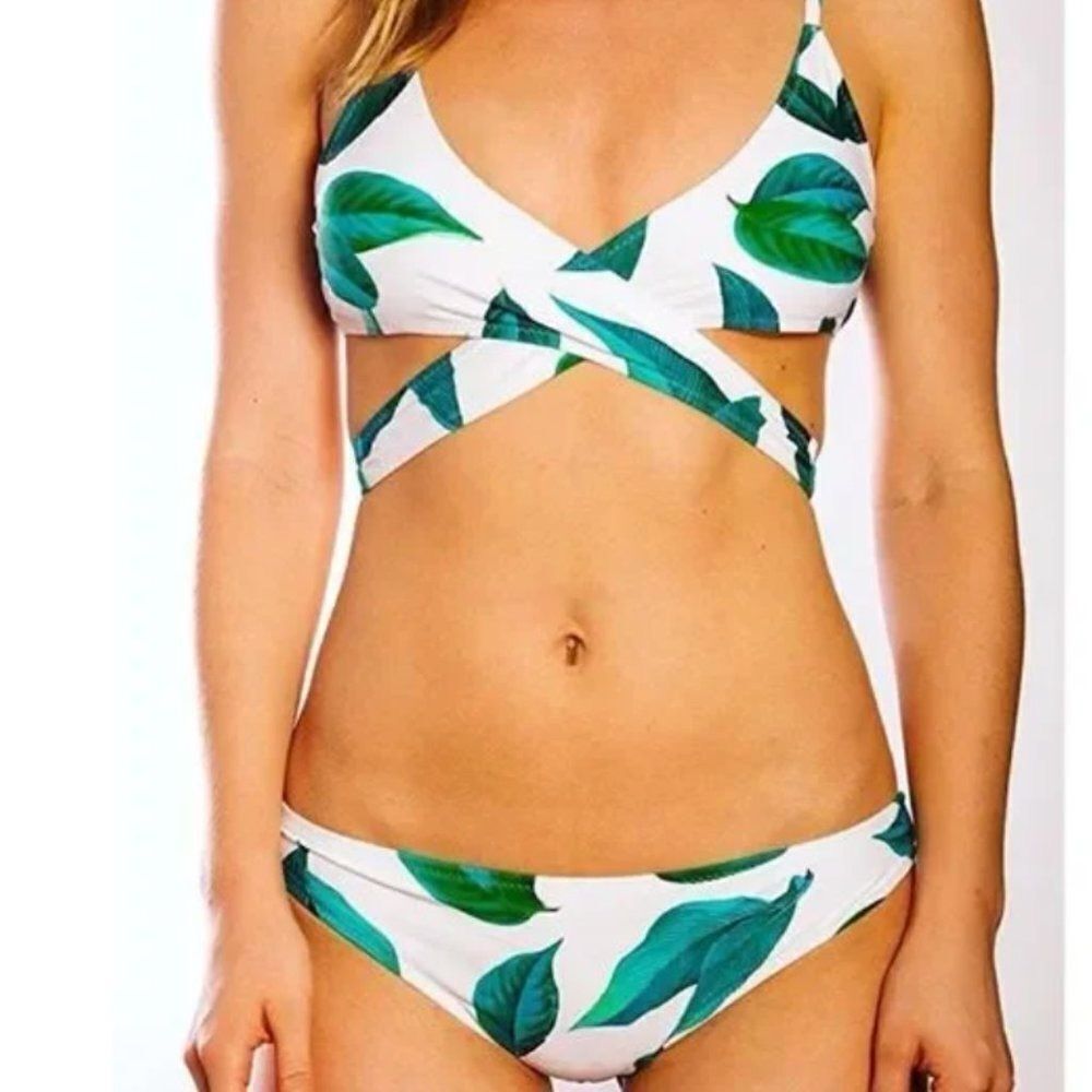 Cupshe White & Teal Green Leaf Bikini
